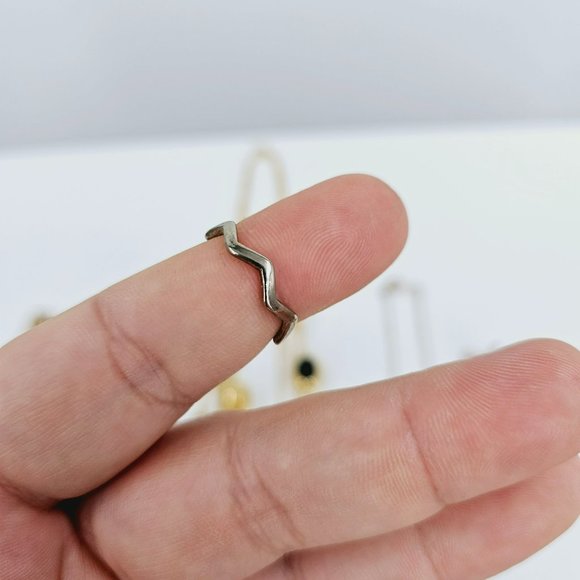 Assorted Bundle of Costume Jewelry Necklaces Rings Stick Pen Gold Metal Art Deco - Picture 4 of 15